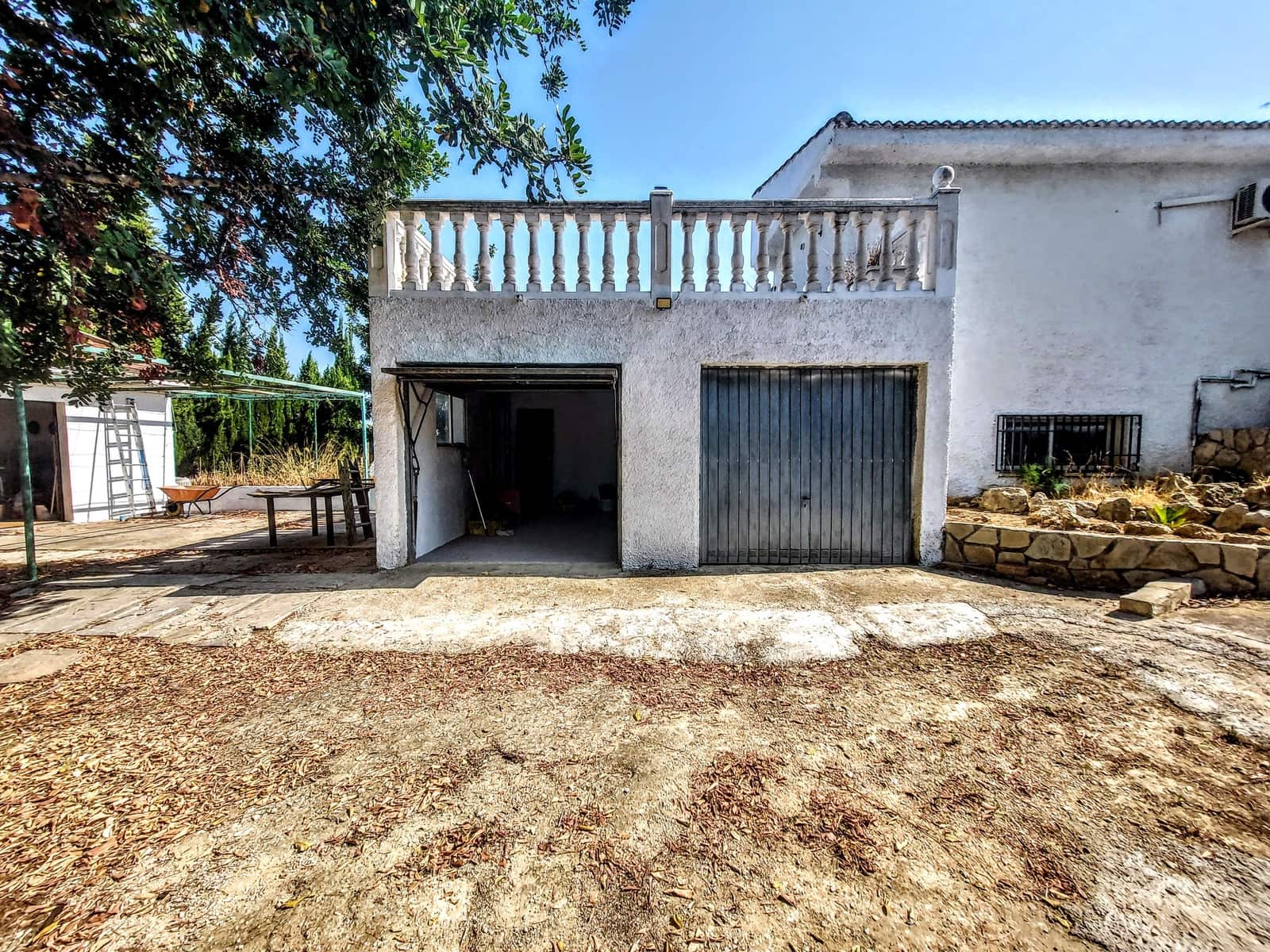 3 slaapkamer Villa te koop in Montserrat met zwembad garage - € 259.000 (Ref: 10003505)