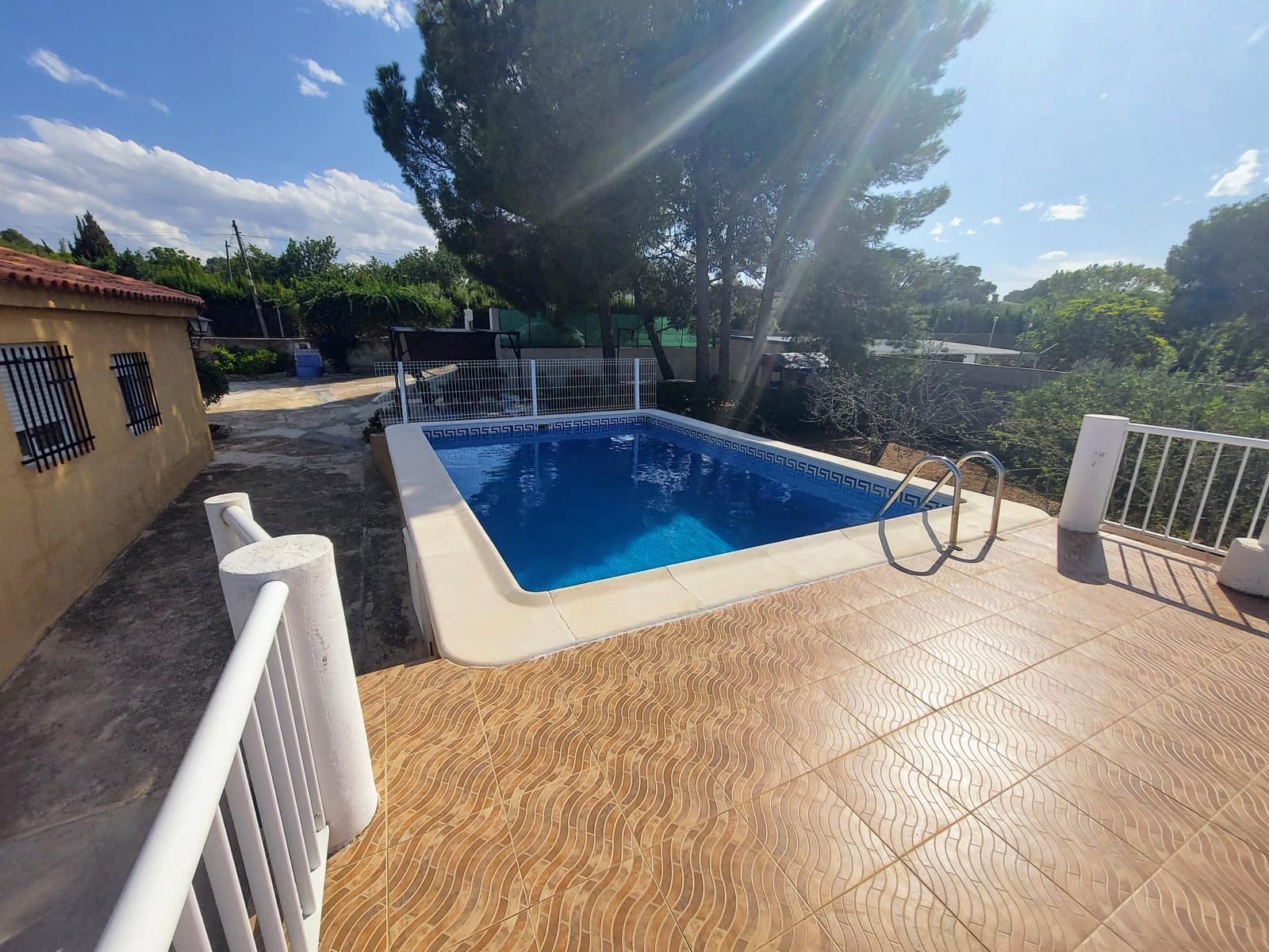 3 soveværelse Villa til salg i Montserrat med swimmingpool garage - € 210.000 (Ref: 10034988)