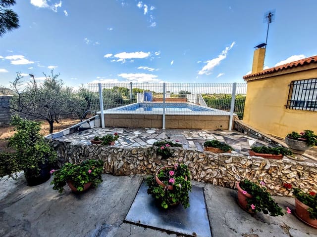3 soveværelse Villa til salg i Montserrat med swimmingpool garage - € 210.000 (Ref: 10034988)