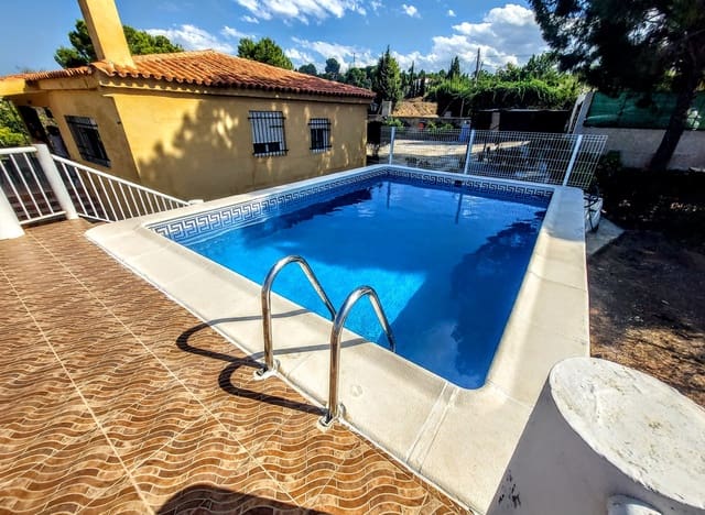 3 soveværelse Villa til salg i Montserrat med swimmingpool garage - € 210.000 (Ref: 10034988)
