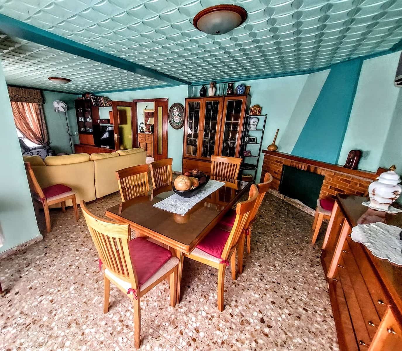 5 bedroom Villa for sale in Catadau with pool - € 298,000 (Ref: 10040697)