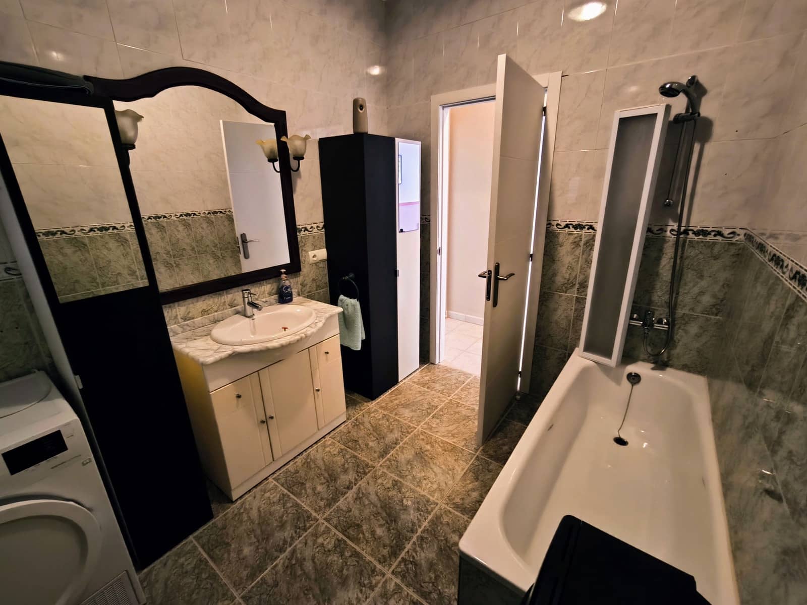 3 soverom Villa til salgs i Montroy med svømmebasseng garasje - € 295 000 (Ref: 10044602)