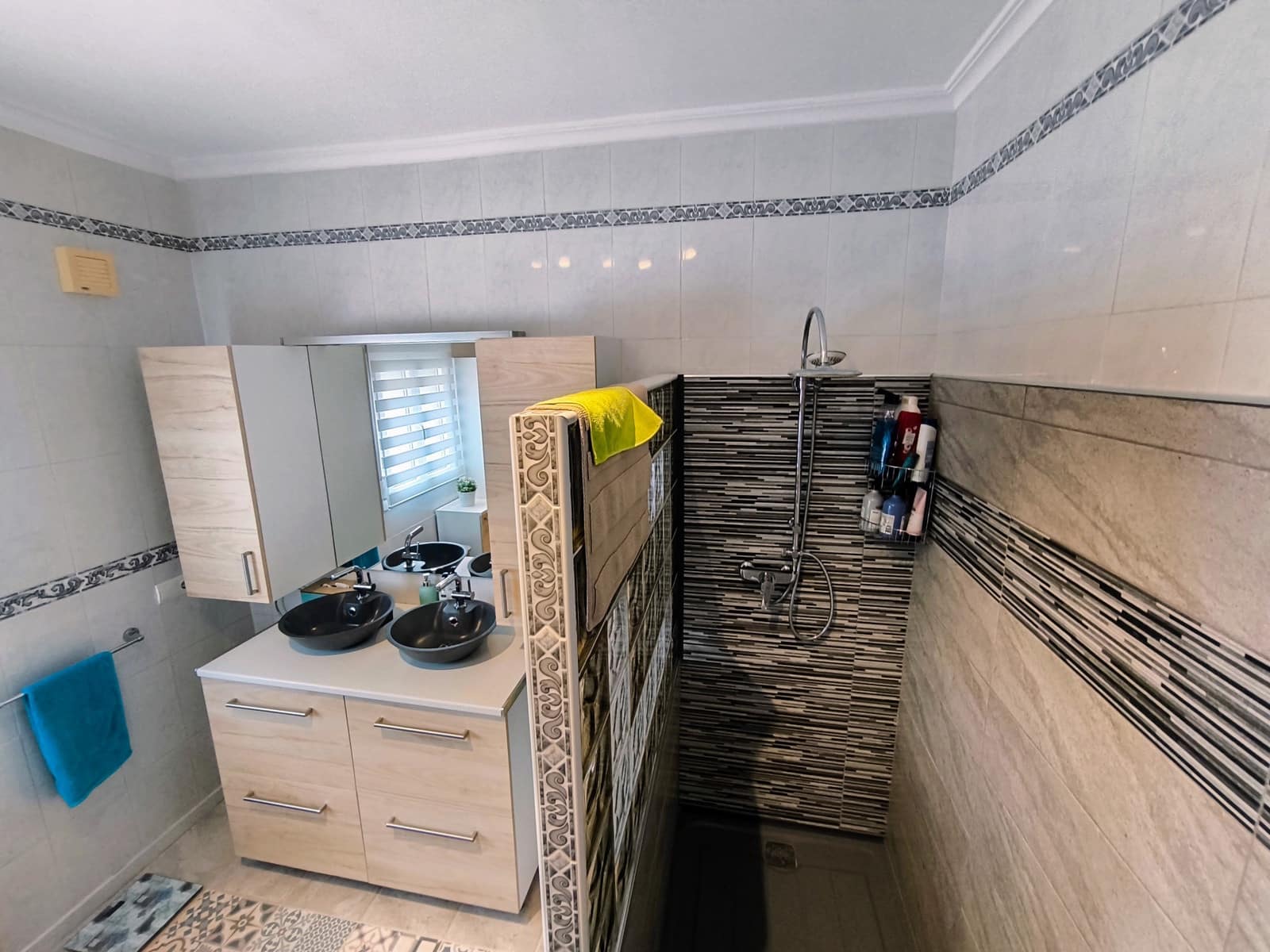 3 soverom Villa til salgs i Montroy med svømmebasseng garasje - € 295 000 (Ref: 10044602)