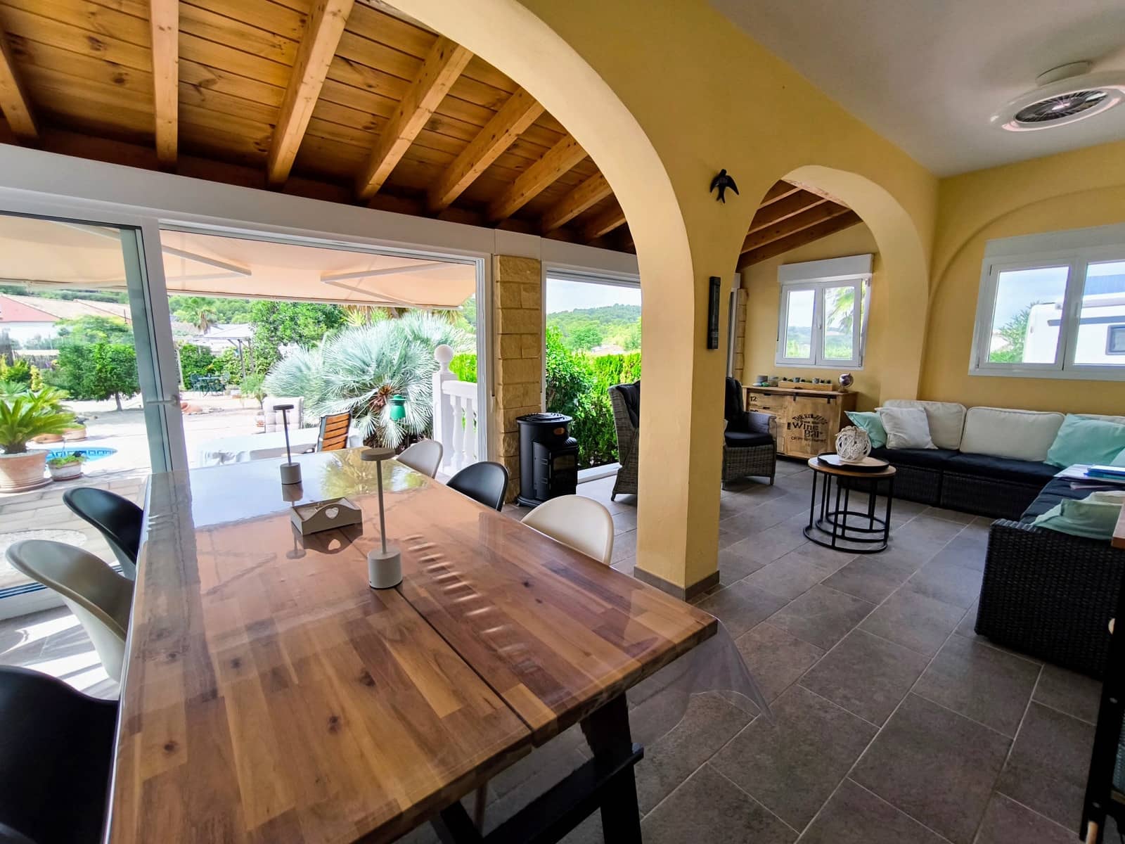 3 soverom Villa til salgs i Montroy med svømmebasseng garasje - € 295 000 (Ref: 10044602)