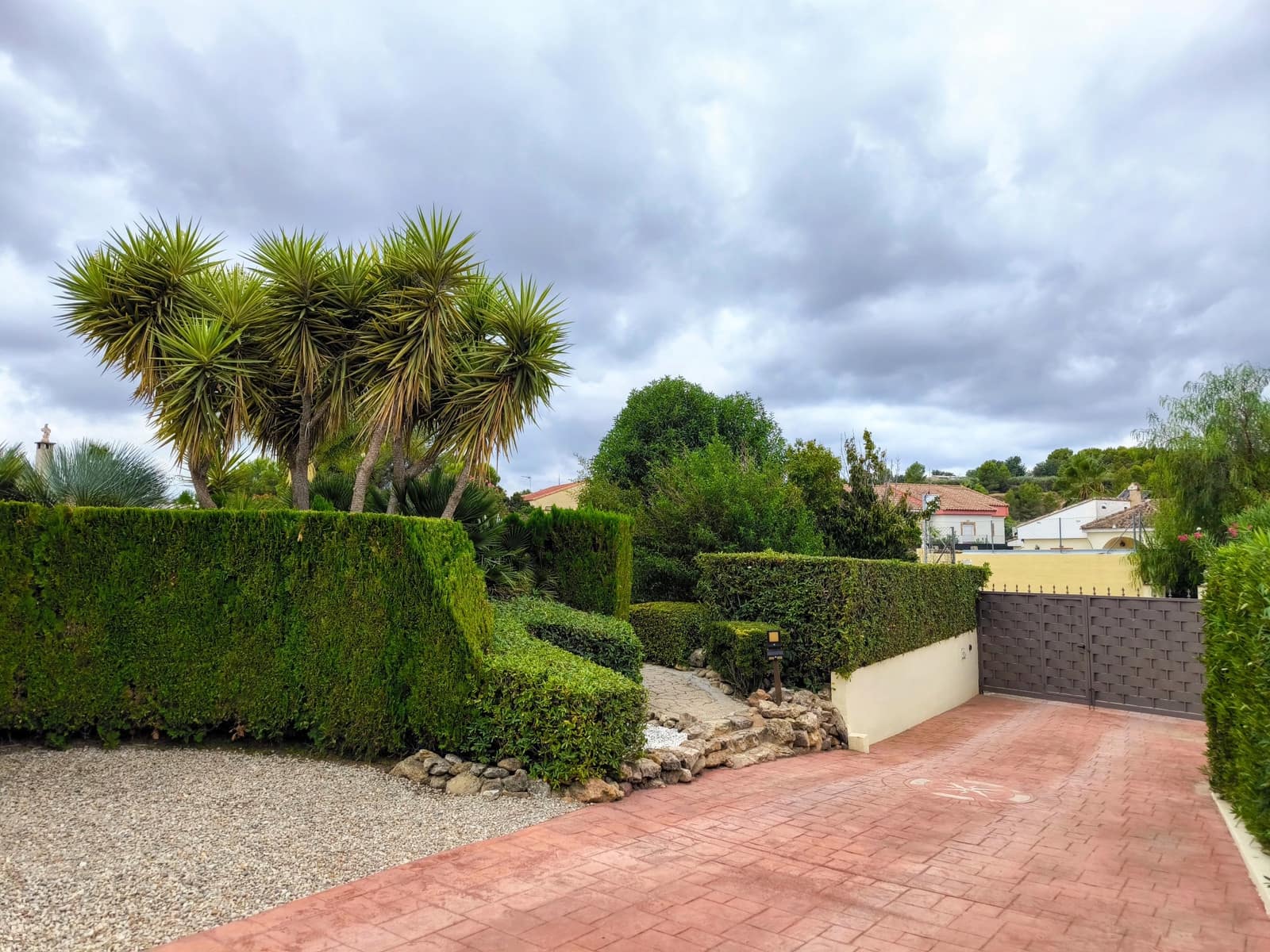 3 soverom Villa til salgs i Montroy med svømmebasseng garasje - € 295 000 (Ref: 10044602)