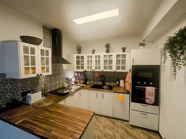 5 slaapkamer Huis te koop in Montroy - € 260.000 (Ref: 10046950)