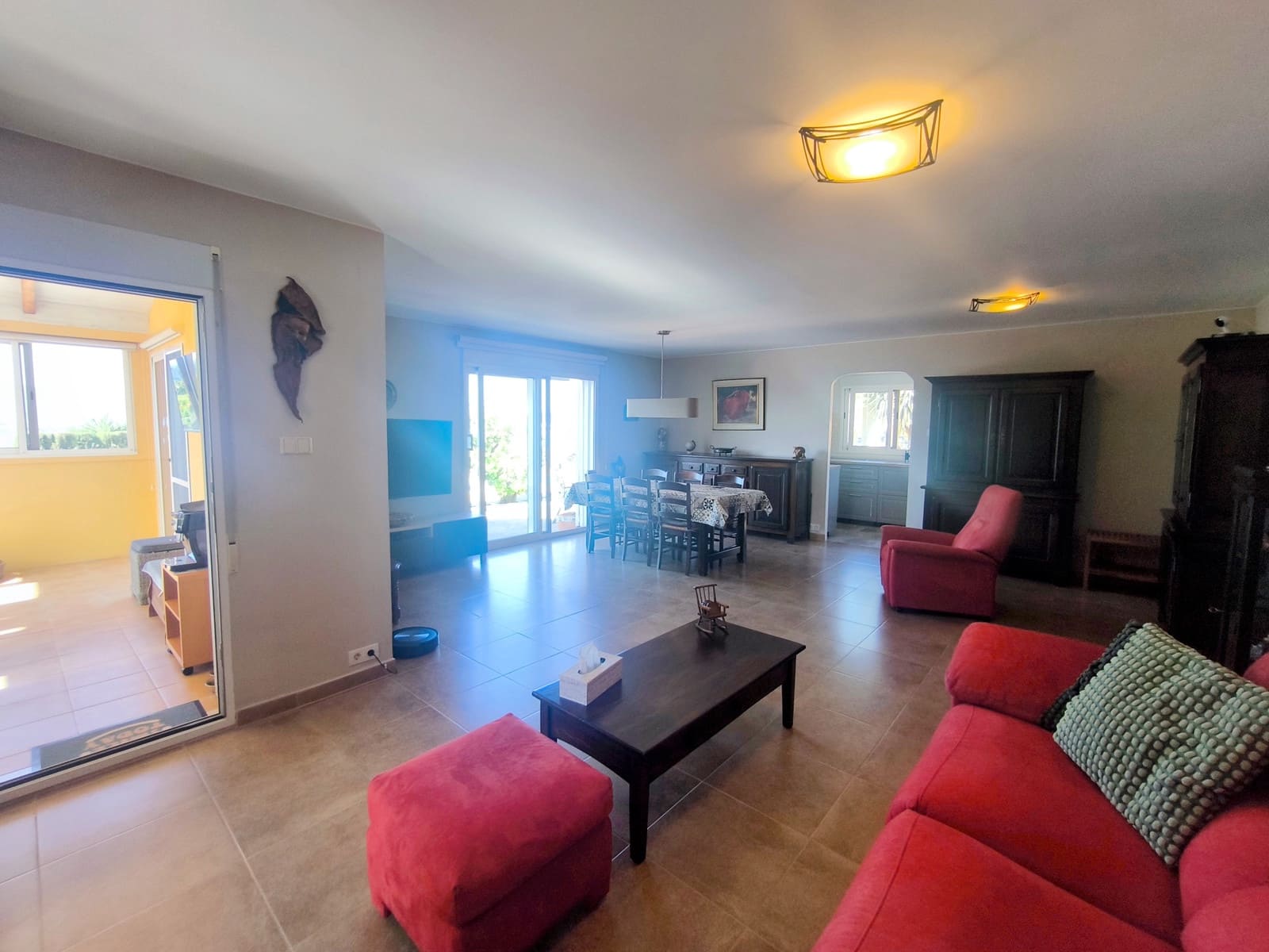 5 bedroom Villa for sale in Turis with pool garage - € 299,950 (Ref: 10048856)