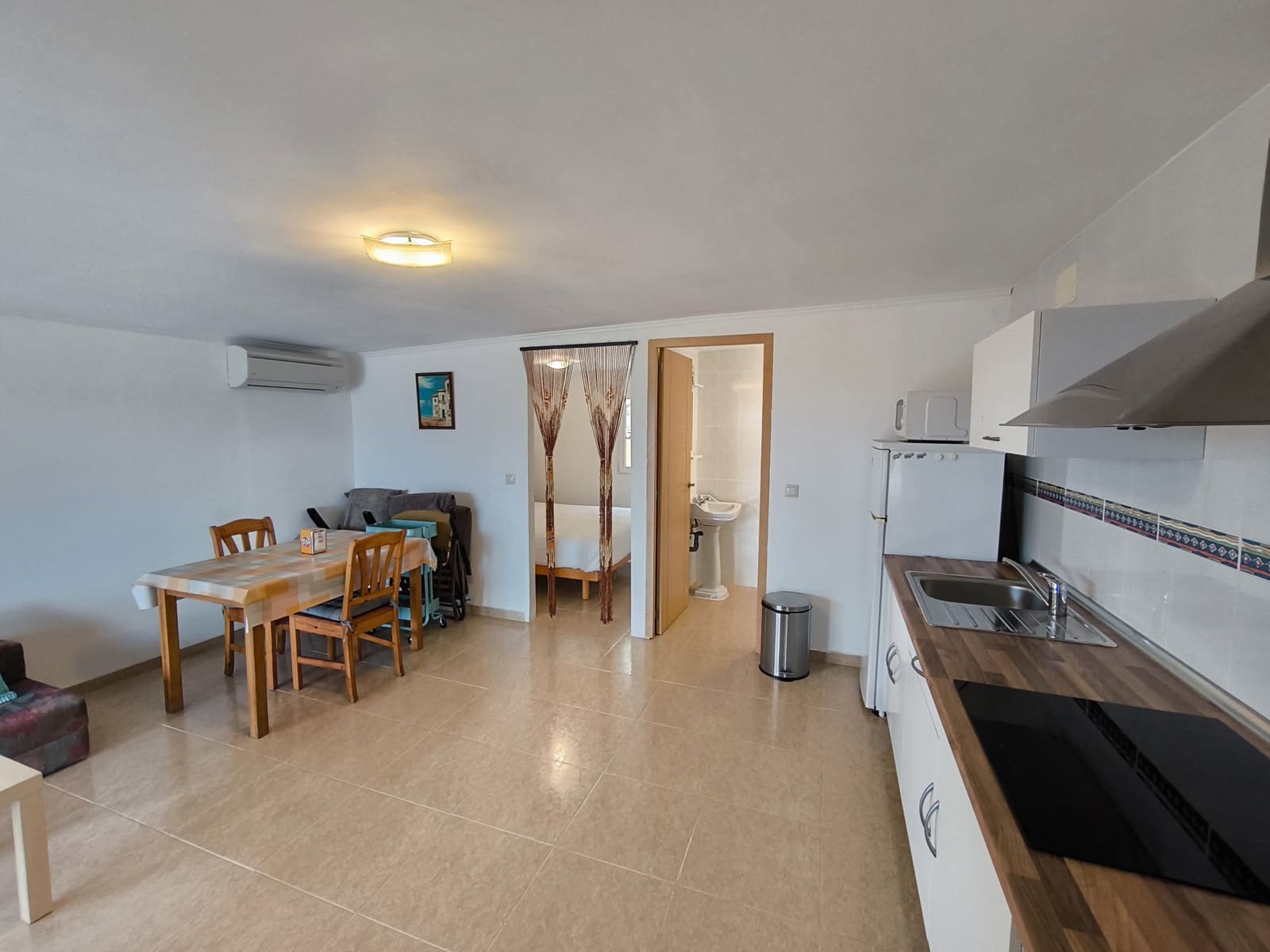 5 bedroom Villa for sale in Turis with pool garage - € 299,950 (Ref: 10048856)