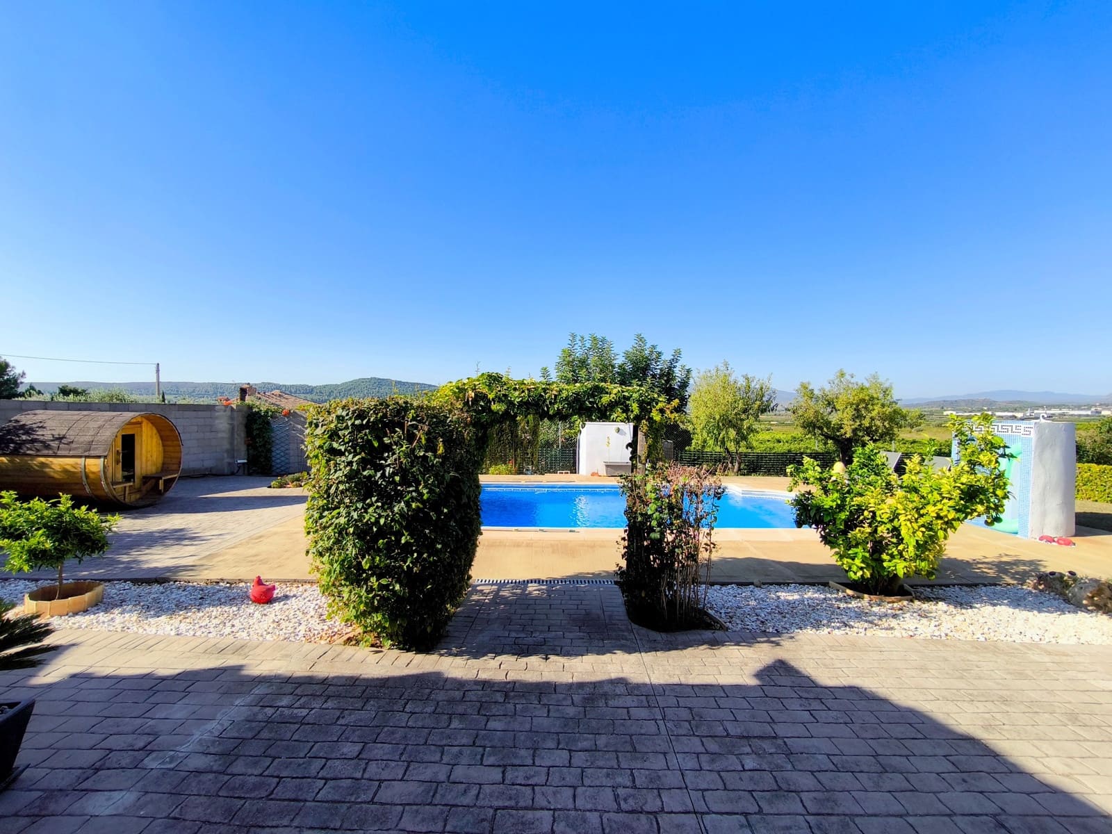 5 bedroom Villa for sale in Turis with pool garage - € 299,950 (Ref: 10048856)