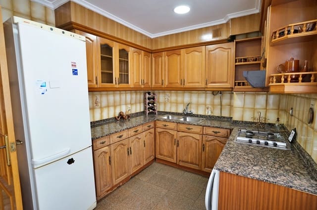 Apartamento de 3 habitaciones en Patraix, València ciudad en venta - 250.000 € (Ref: 10109005)