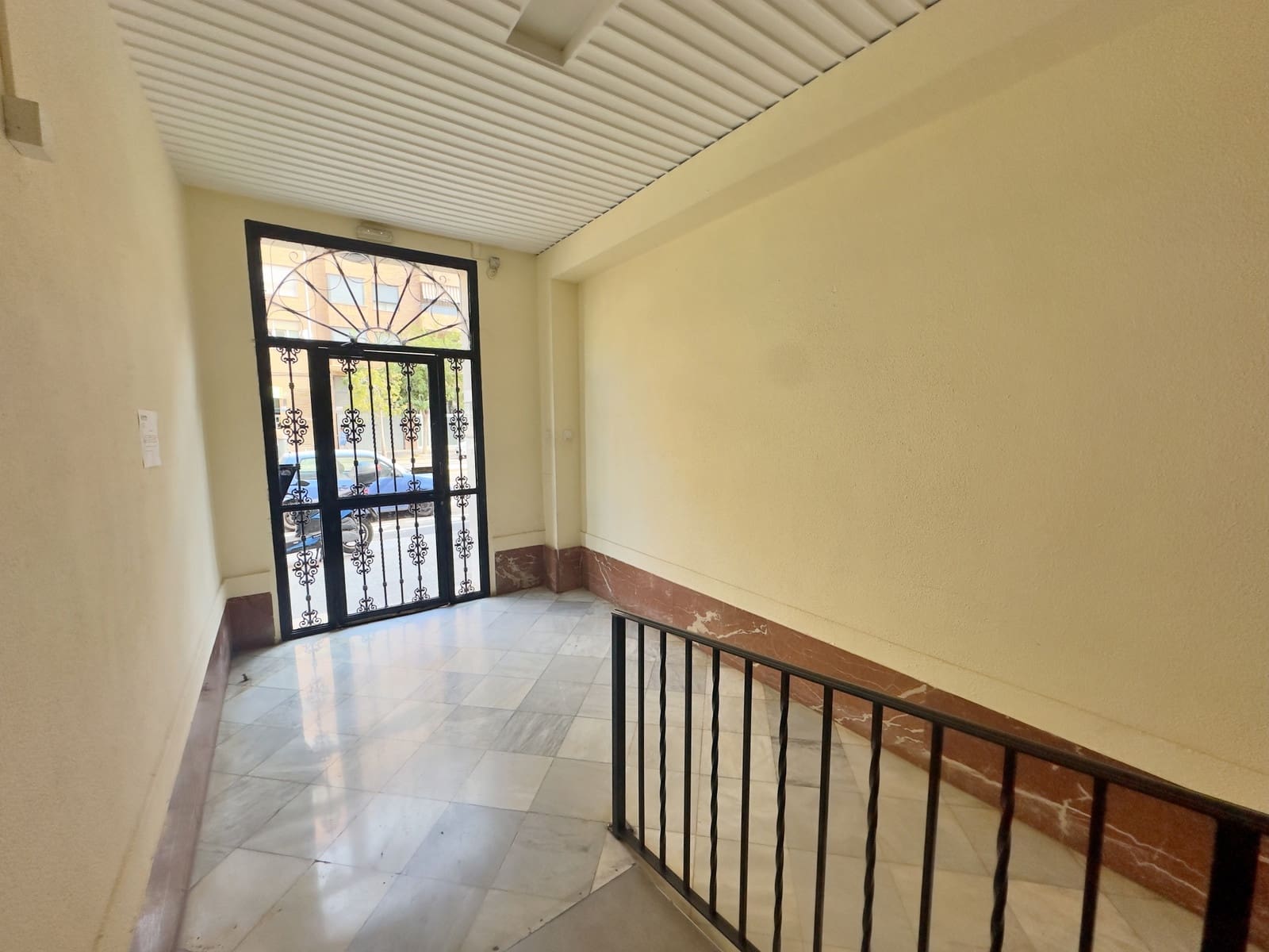 Apartamento de 3 habitaciones en València ciudad en venta - 250.000 € (Ref: 10109005)
