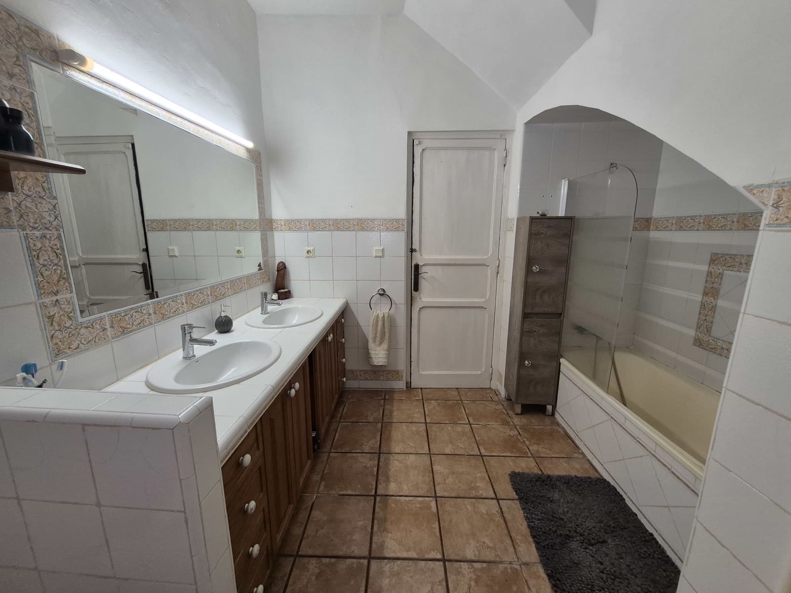 4 soveværelse Byhus til salg i Montserrat med garage - € 229.000 (Ref: 10157421)