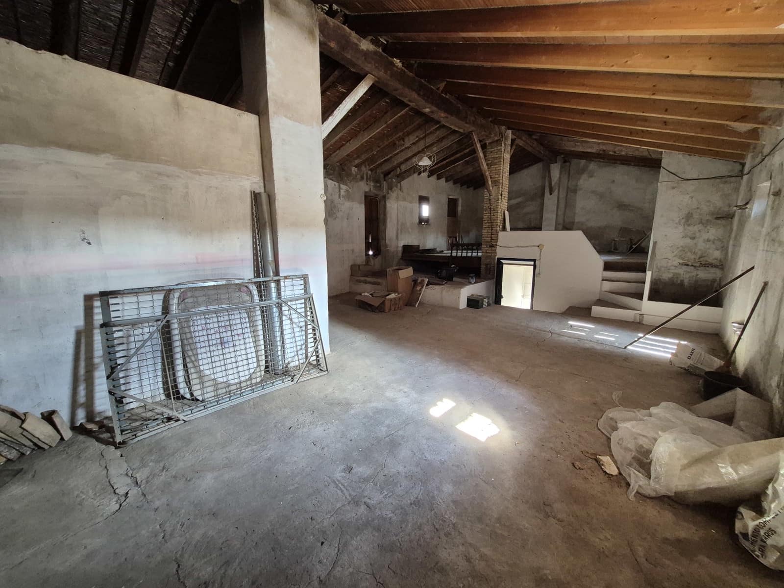 4 soveværelse Byhus til salg i Montserrat med garage - € 229.000 (Ref: 10157421)