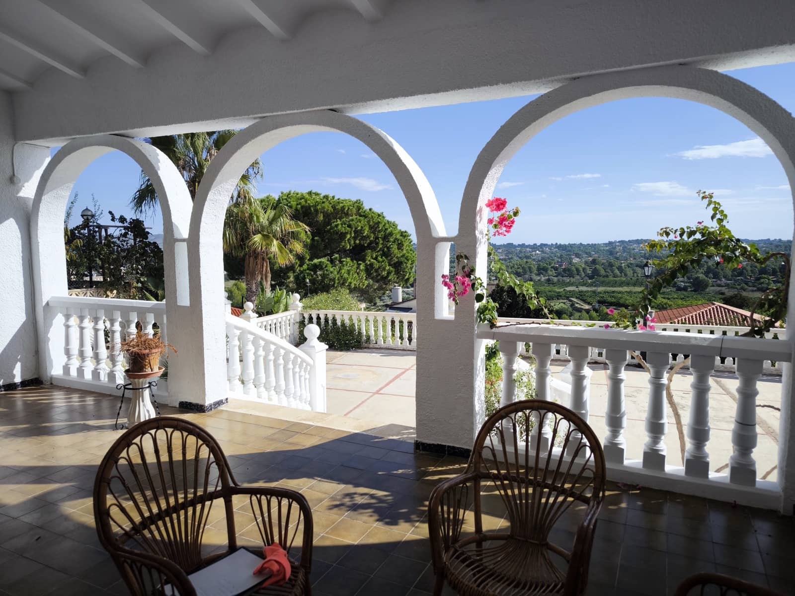 4 soveværelse Villa til salg i Montserrat med swimmingpool garage - € 269.950 (Ref: 10159126)