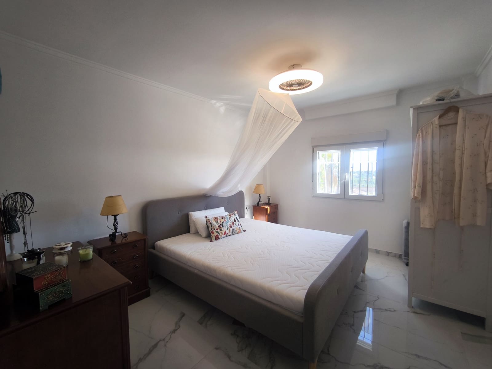 4 soveværelse Villa til salg i Montserrat med swimmingpool garage - € 269.950 (Ref: 10159126)