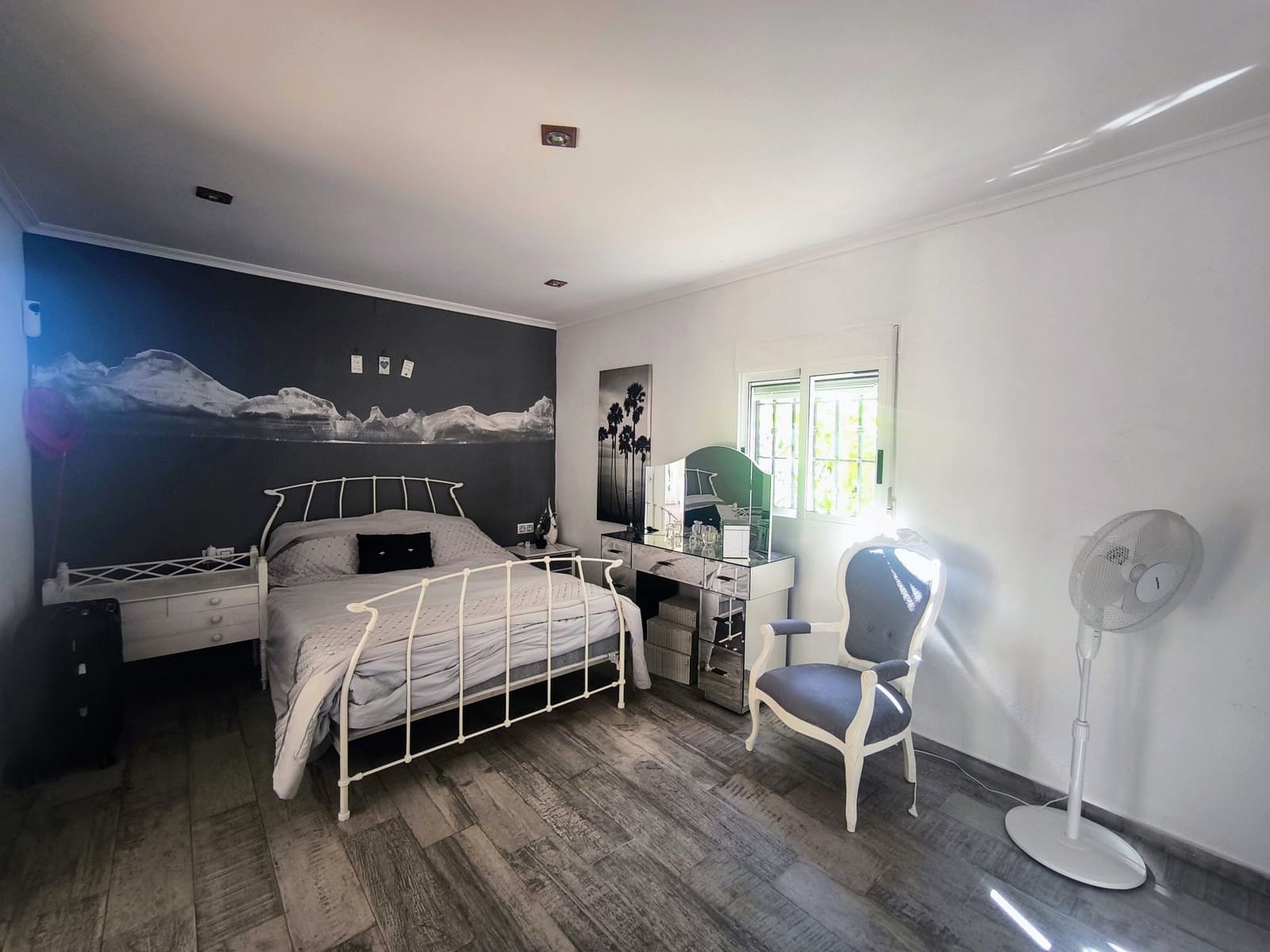 4 soverom Villa til salgs i Godelleta med svømmebasseng garasje - € 220 000 (Ref: 10162857)