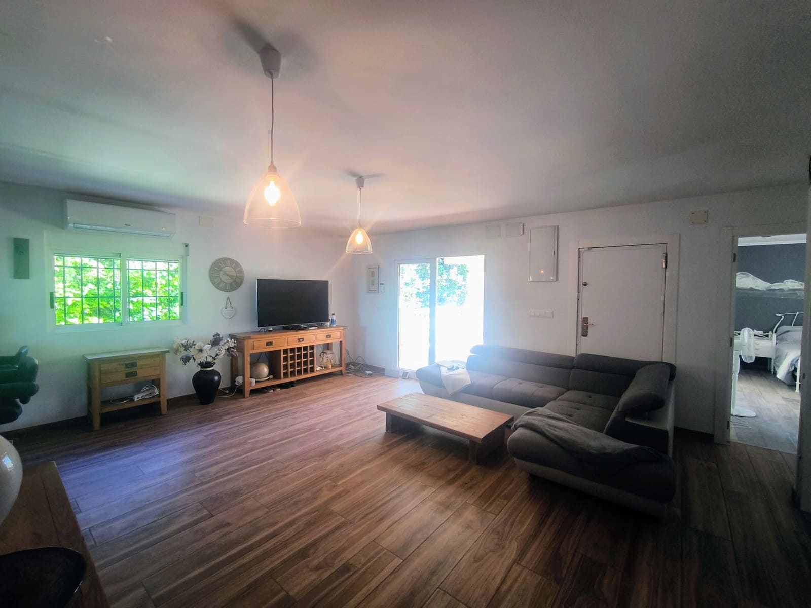 4 soverom Villa til salgs i Godelleta med svømmebasseng garasje - € 220 000 (Ref: 10162857)