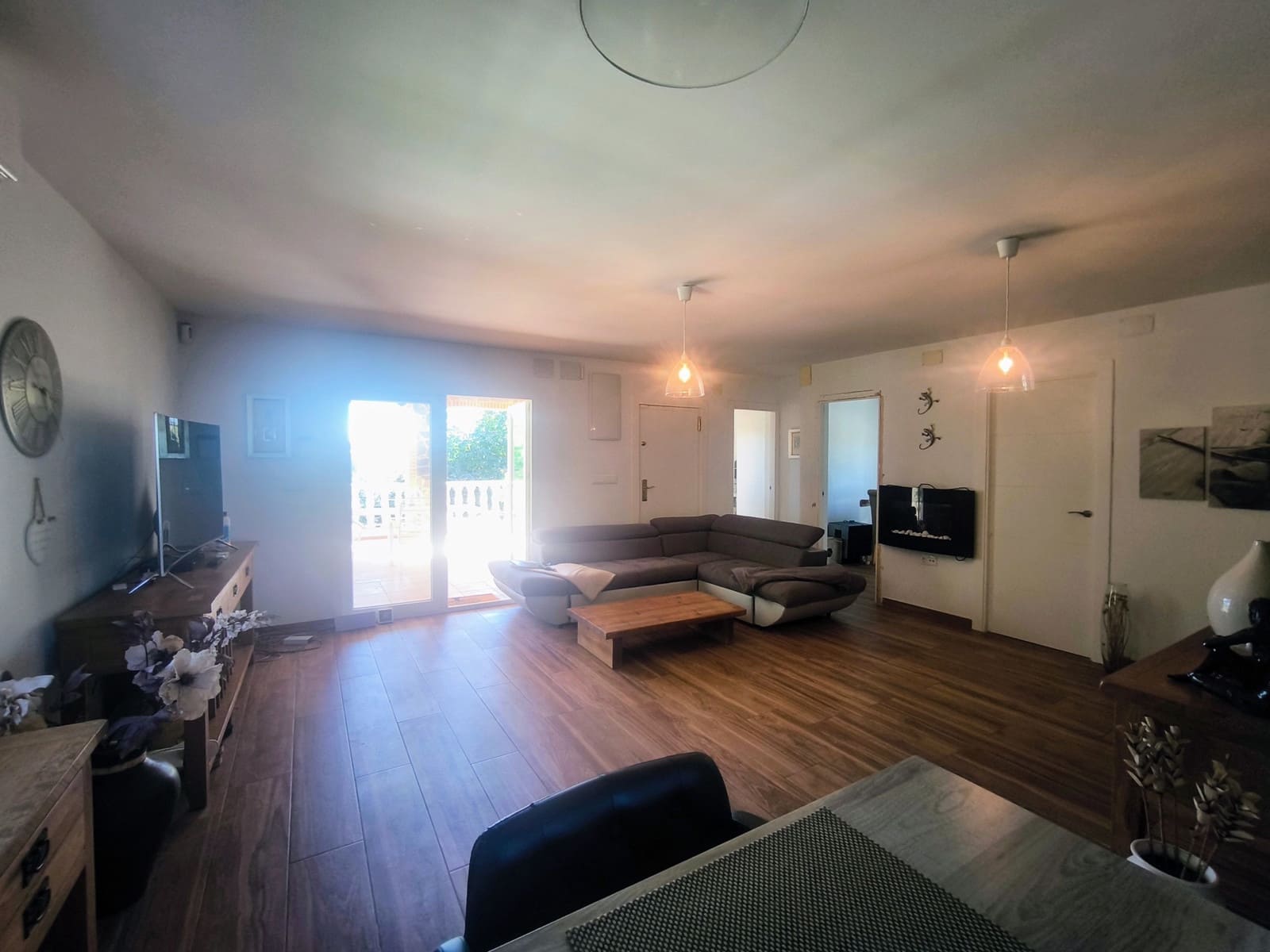 4 soverom Villa til salgs i Godelleta med svømmebasseng garasje - € 220 000 (Ref: 10162857)