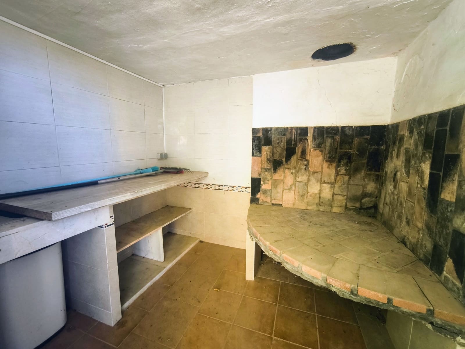 4 soverom Villa til salgs i Godelleta med svømmebasseng garasje - € 220 000 (Ref: 10162857)