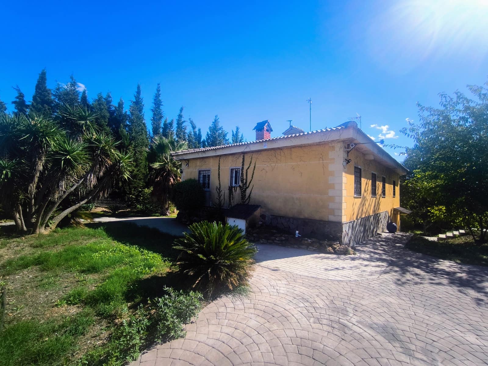 4 soverom Villa til salgs i Godelleta med svømmebasseng garasje - € 220 000 (Ref: 10162857)