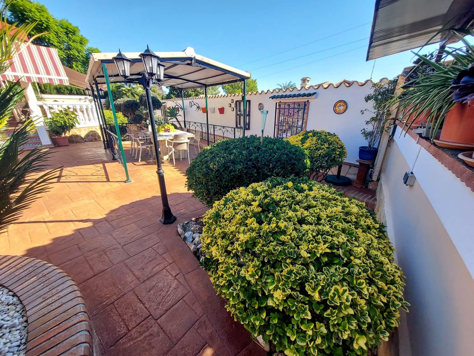 4 soverom Villa til salgs i Montserrat med svømmebasseng - € 295 000 (Ref: 10164699)