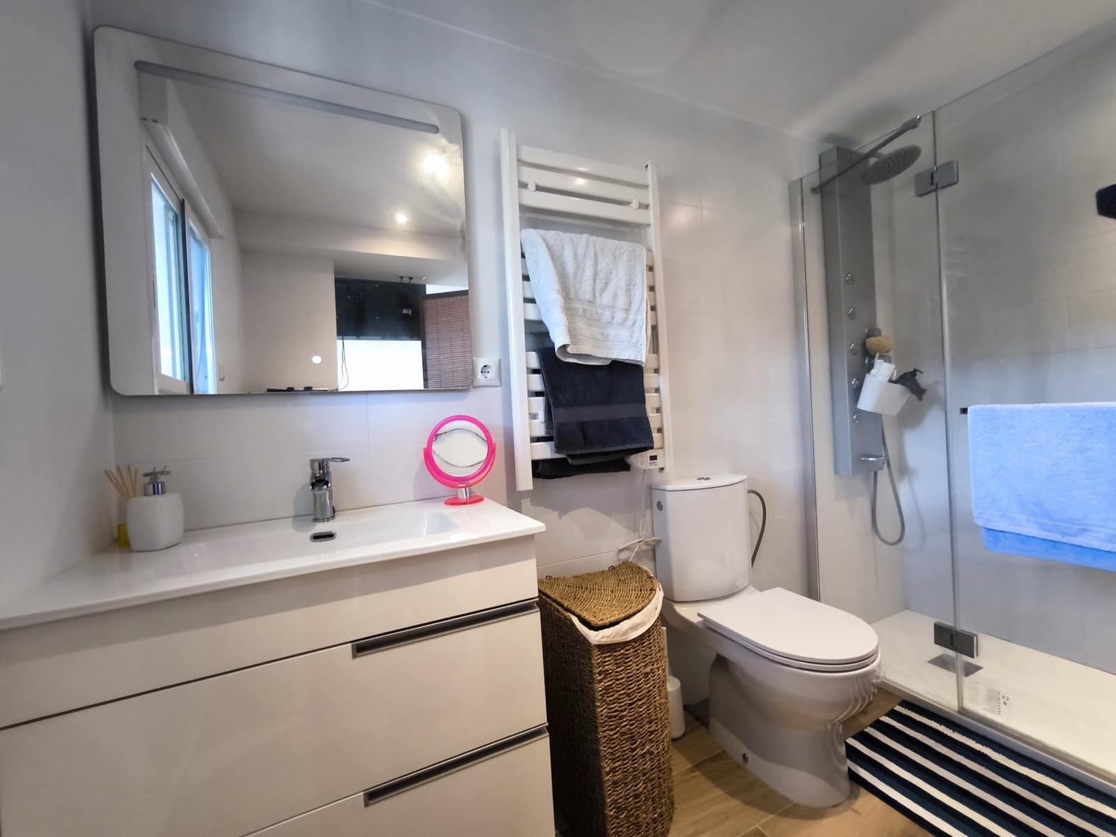 3 quarto Moradia para venda em Macastre com piscina garagem - 249 950 € (Ref: 10179883)