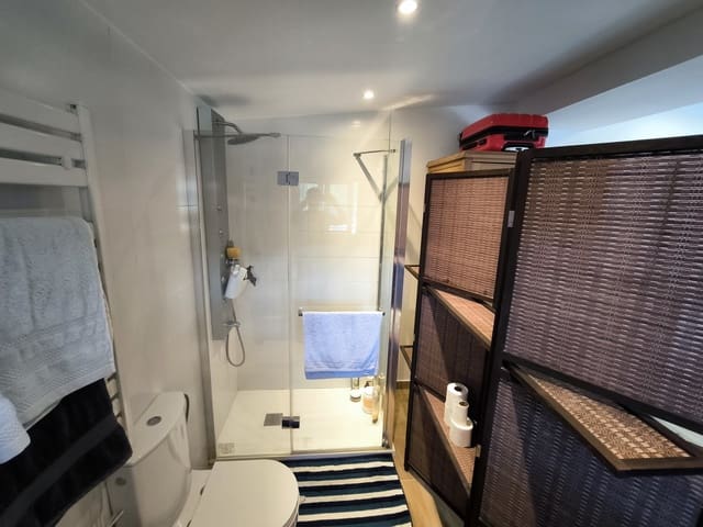 3 quarto Moradia para venda em Macastre com piscina garagem - 249 950 € (Ref: 10179883)