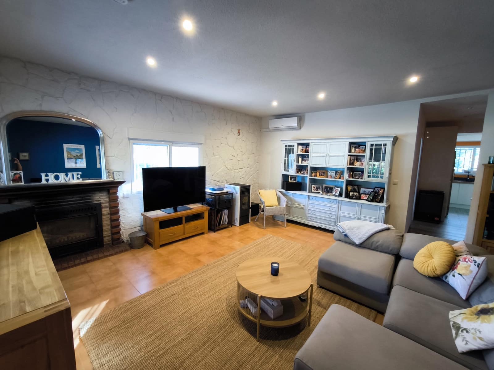 3 quarto Moradia para venda em Macastre com piscina garagem - 249 950 € (Ref: 10179883)