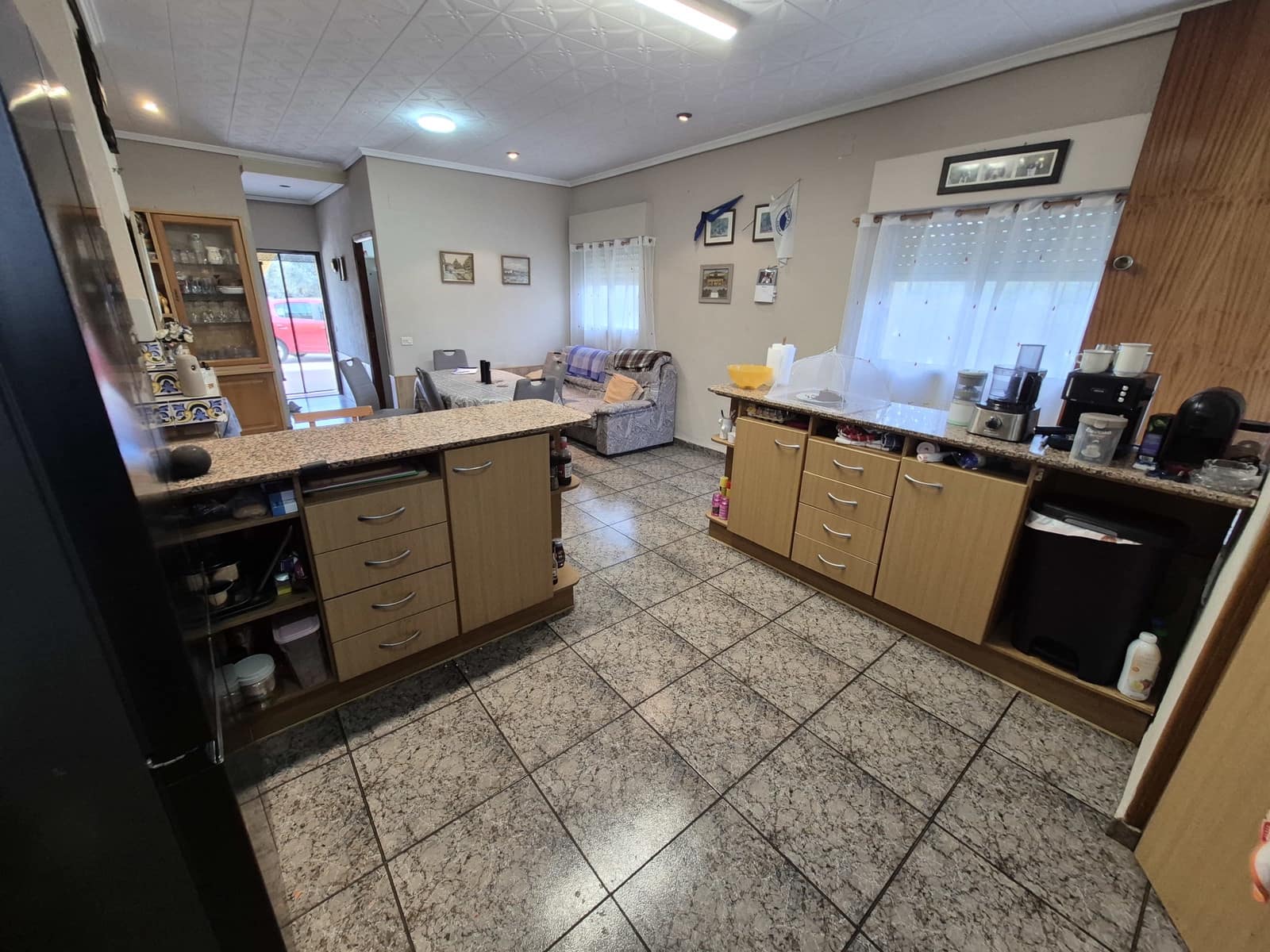 8 makuuhuone Huvila myytävänä paikassa Montserrat mukana uima-altaan 
autotalli - 239 000 € (Ref: 10179884)