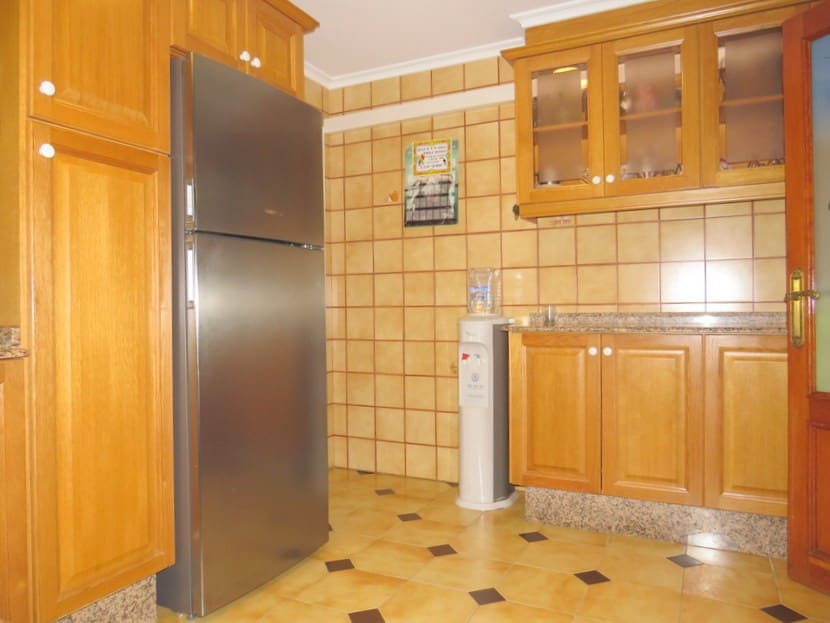 5 sypialnia Willa na sprzedaż w Turis z basenem - 450 000 € (Ref: 5195126)