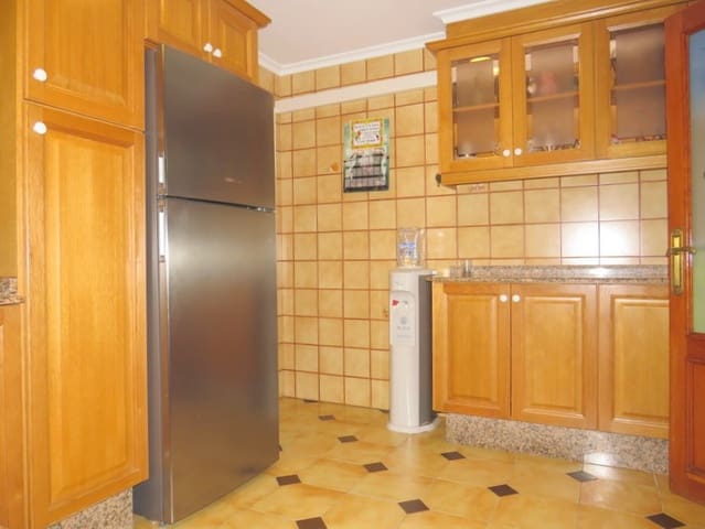 5 slaapkamer Villa te koop in Turís met zwembad - € 450.000 (Ref: 5195126)