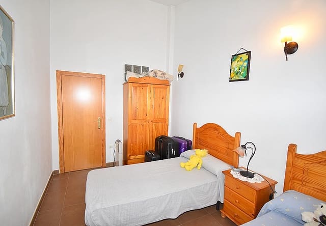 5 bedroom Townhouse for sale in Cárcer - € 210,000 (Ref: 6758321)