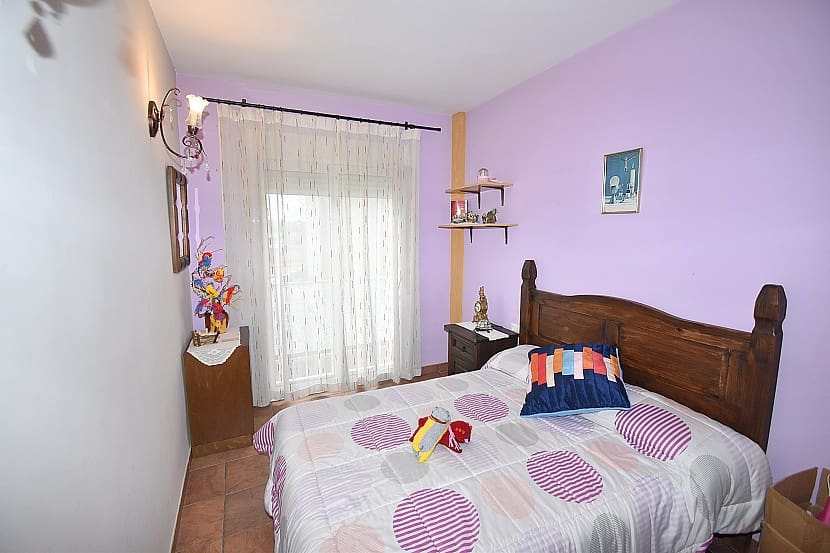 5 soveværelse Byhus til salg i Carcer - € 210.000 (Ref: 6758321)