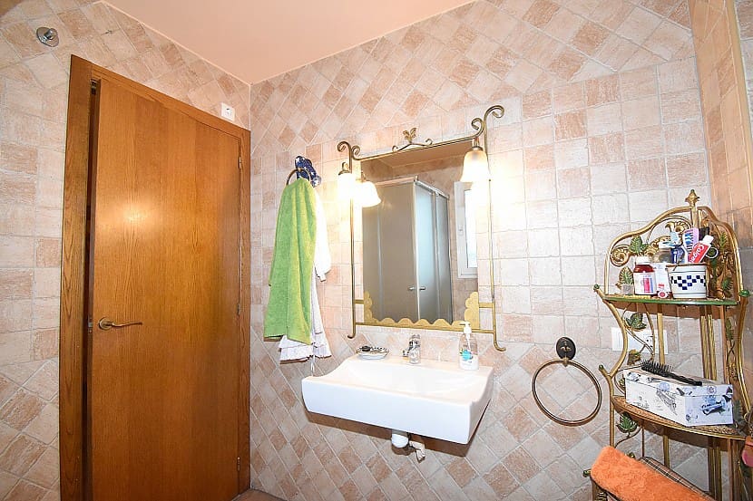 5 soveværelse Byhus til salg i Carcer - € 210.000 (Ref: 6758321)