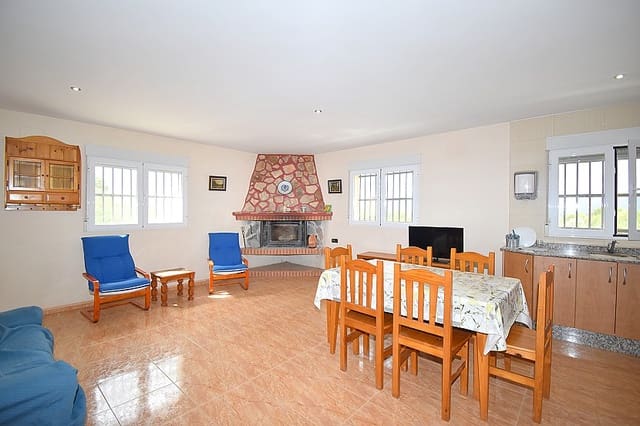 3 soveværelse Villa til salg i Llombai med swimmingpool - € 185.000 (Ref: 6958881)