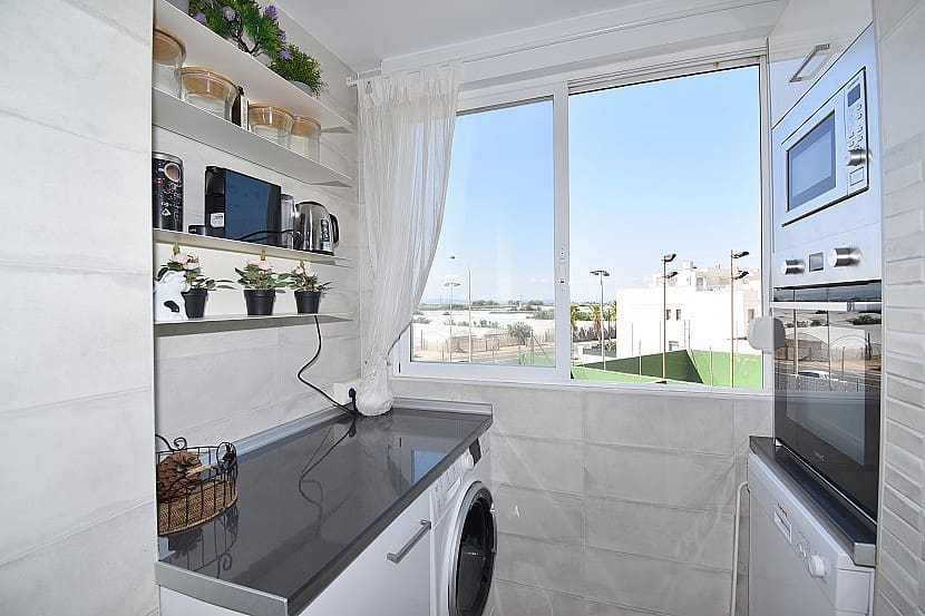 3 soveværelse Lejlighed til salg i El Perellonet med swimmingpool - € 395.000 (Ref: 7226020)