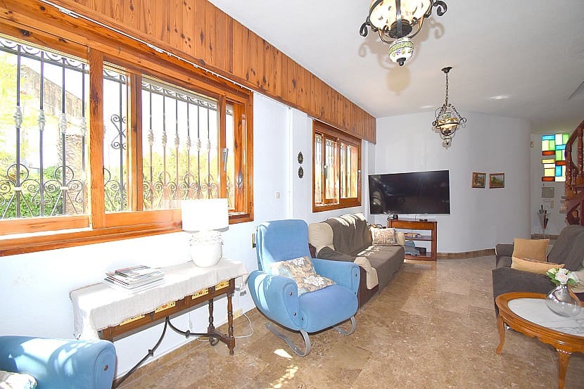 5 soveværelse Villa til salg i Macastre med swimmingpool - € 340.000 (Ref: 7226041)