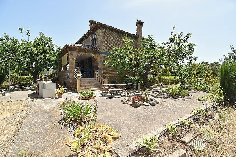 5 soveværelse Villa til salg i Macastre med swimmingpool - € 340.000 (Ref: 7226041)