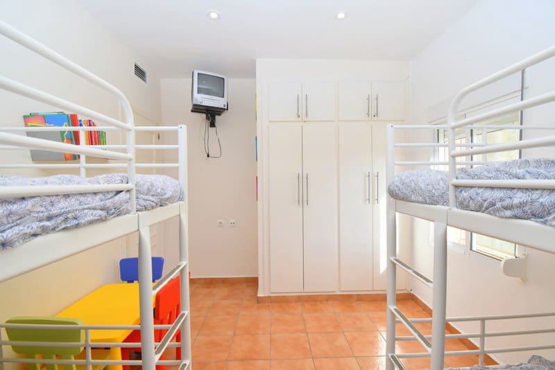 3 soveværelse Villa til salg i Turis med swimmingpool - € 176.000 (Ref: 7257588)