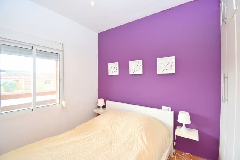 3 soveværelse Villa til salg i Turis med swimmingpool - € 176.000 (Ref: 7257588)