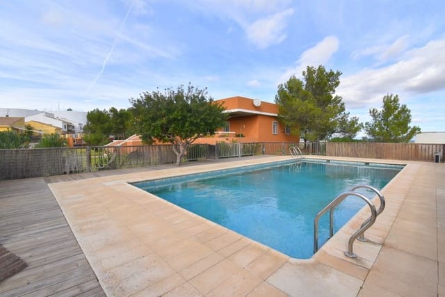 3 soveværelse Villa til salg i Turís med swimmingpool - € 176.000 (Ref: 7257588)