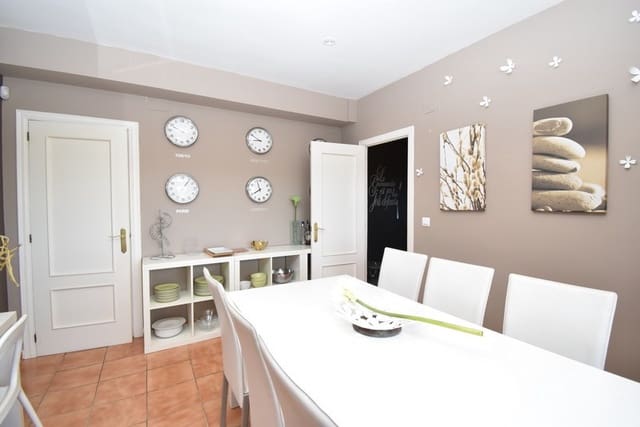 3 soveværelse Villa til salg i Turís med swimmingpool - € 176.000 (Ref: 7257588)