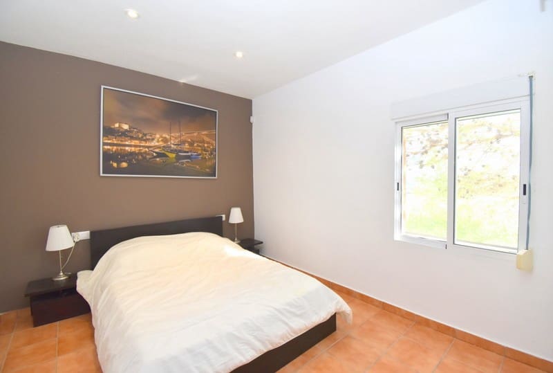 3 soveværelse Villa til salg i Turis med swimmingpool - € 176.000 (Ref: 7257588)