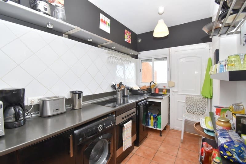 3 soveværelse Villa til salg i Turis med swimmingpool - € 176.000 (Ref: 7257588)