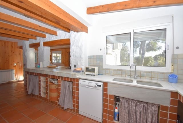 3 soveværelse Villa til salg i Turís med swimmingpool - € 255.000 (Ref: 7329890)