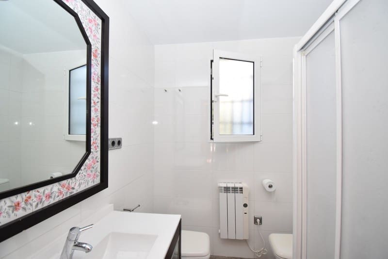 3 soveværelse Villa til salg i Turis med swimmingpool - € 255.000 (Ref: 7329890)