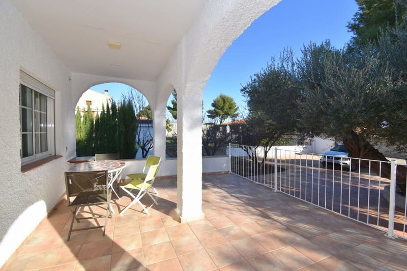 3 soveværelse Villa til salg i Turis med swimmingpool - € 255.000 (Ref: 7329890)