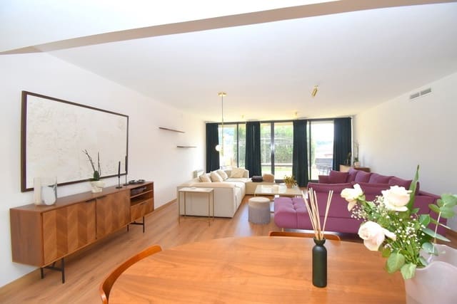 3 soverom Villa til salgs i Chiva med svømmebasseng - € 599 000 (Ref: 7419856)