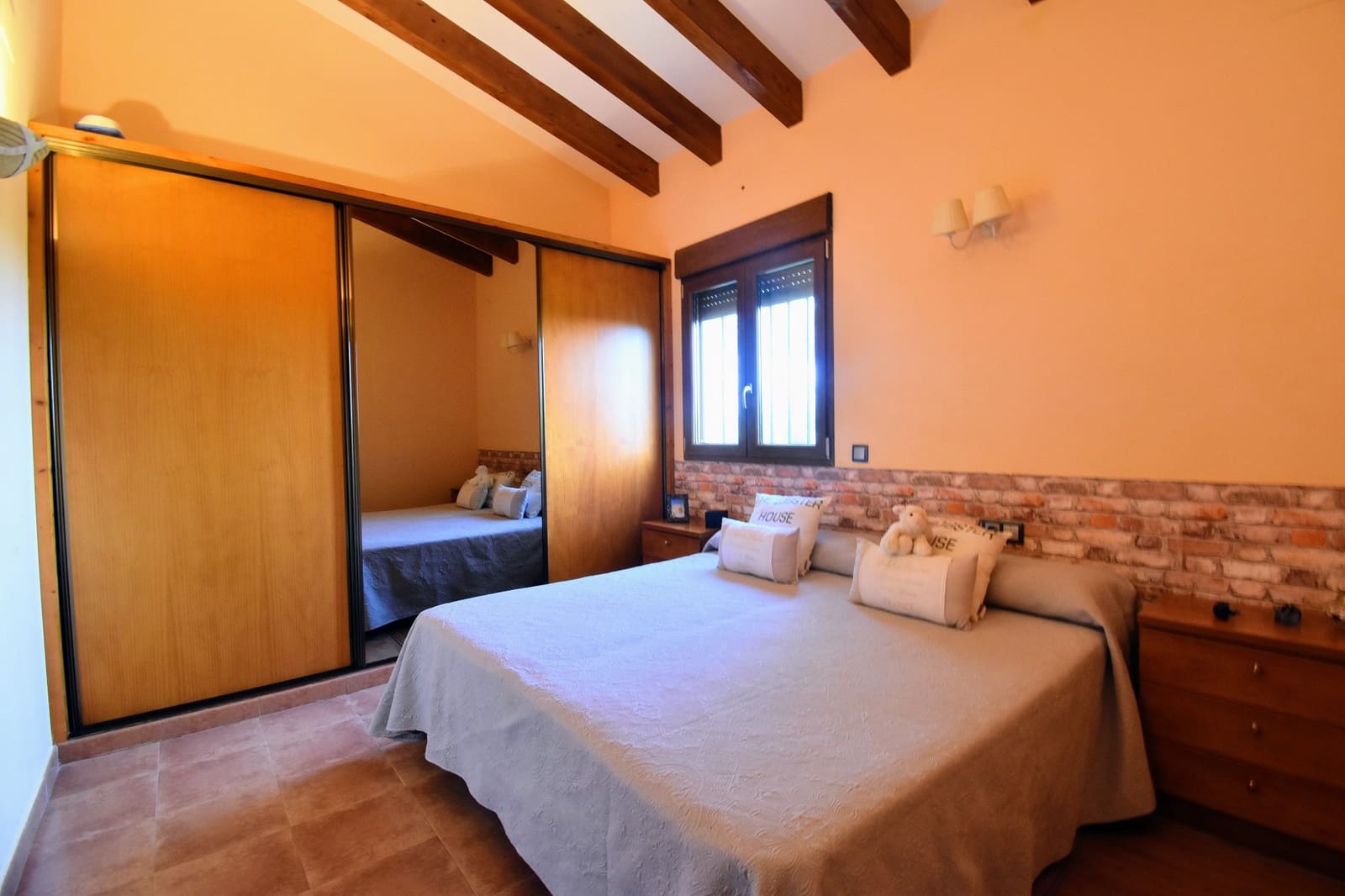 5 soveværelse Villa til salg i Alzira med swimmingpool - € 400.000 (Ref: 7652780)