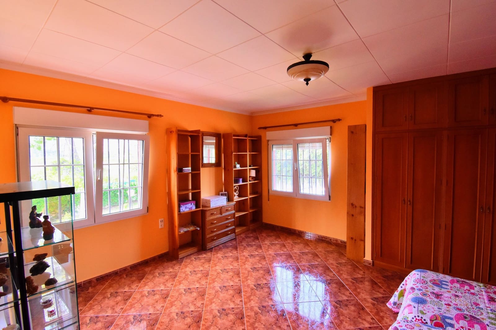 5 soveværelse Villa til salg i Alzira med swimmingpool - € 400.000 (Ref: 7652780)